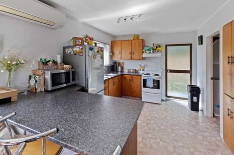 Photo of property in 1 Newall Place, Solway, Masterton, 5810