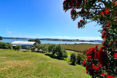 Photo of property in 68 Goodall Road, Snells Beach, 0920