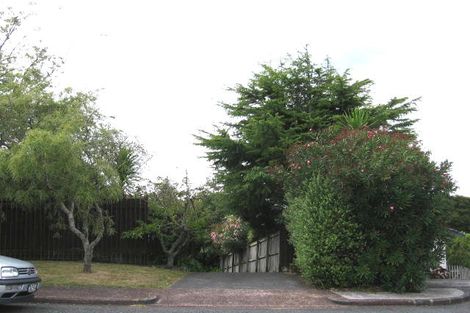 Photo of property in 1/14 Charmaine Road, Torbay, Auckland, 0630