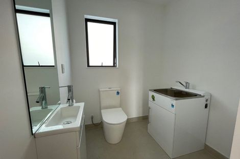 Photo of property in 28 Minhas Road, Papakura, 2110