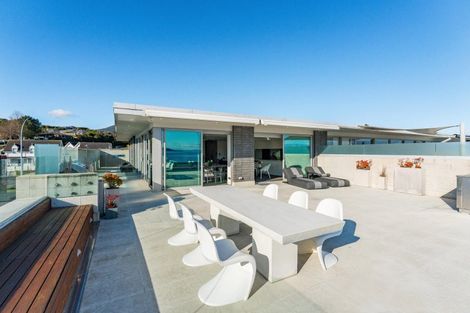 Photo of property in 225 Lake Terrace, Waipahihi, Taupo, 3330