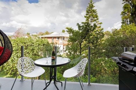 Photo of property in 2/7 Alston Avenue, Kelston, Auckland, 0602