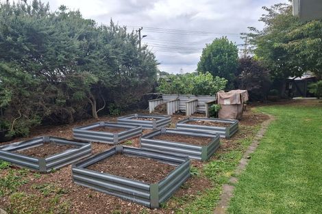 Photo of property in 69 Tarahua Road, Welbourn, New Plymouth, 4310