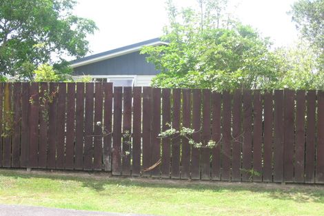 Photo of property in 2/25 Margaret Place, Milford, Auckland, 0620