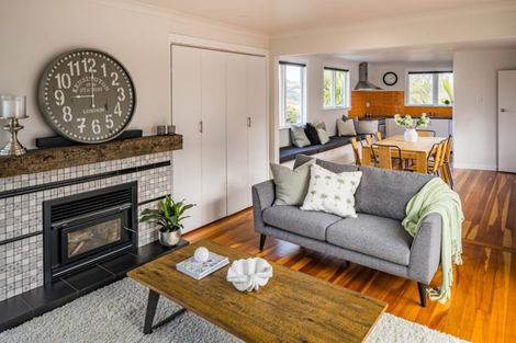 Photo of property in 14 Kotipu Place, Pukerua Bay, 5026