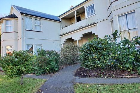 Photo of property in 6 Heriot Row, Dunedin Central, Dunedin, 9016
