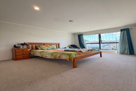Photo of property in 90 Matairangi Avenue, Totara Heights, Auckland, 2105