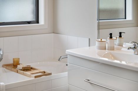 Photo of property in 7 March Brown Place, Nukuhau, Taupo, 3330