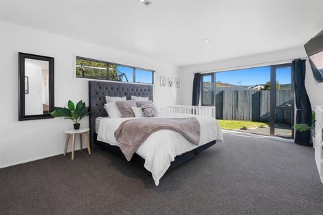 Photo of property in 8 Taurus Place, Kawaha Point, Rotorua, 3010