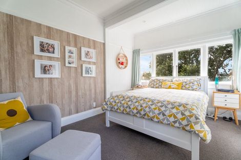 Photo of property in 7 Ingestre Street, Vogeltown, Wellington, 6021