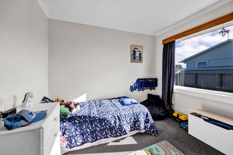 Photo of property in 100 Stanners Street, Eltham, 4322