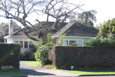Photo of property in 77 Jickell Street, Hokowhitu, Palmerston North, 4410