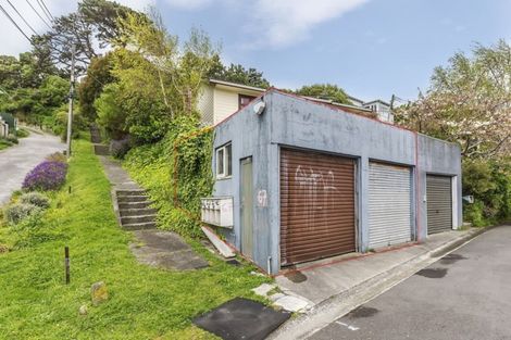 Photo of property in 67 Townsend Road, Miramar, Wellington, 6022