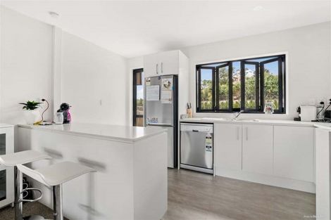 Photo of property in 3 Kanona Way, Albany Heights, Auckland, 0632