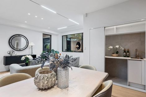 Photo of property in 2/1 Montana Avenue, Murrays Bay, Auckland, 0630