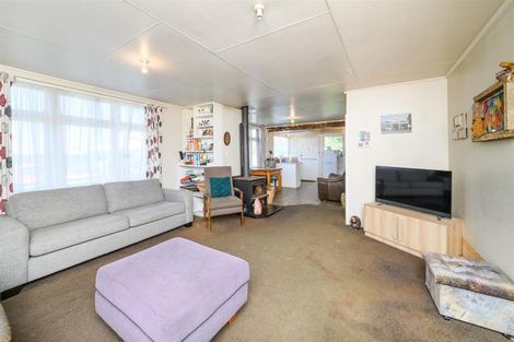 Photo of property in 13 Hunia Street, Marton, 4710