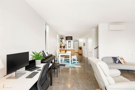 Photo of property in 6 Cochrane Road, Hobsonville, Auckland, 0616