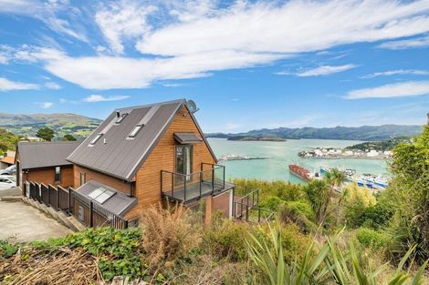 Photo of property in 30 Gilmour Terrace, Lyttelton, 8082