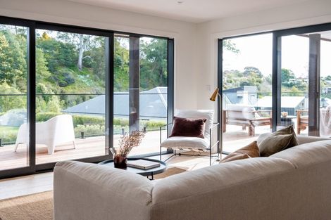 Photo of property in 17 Taruna Place, Havelock North, 4130