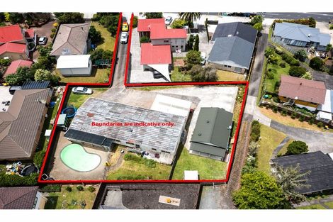 Photo of property in 56 Makora Road, Massey, Auckland, 0614