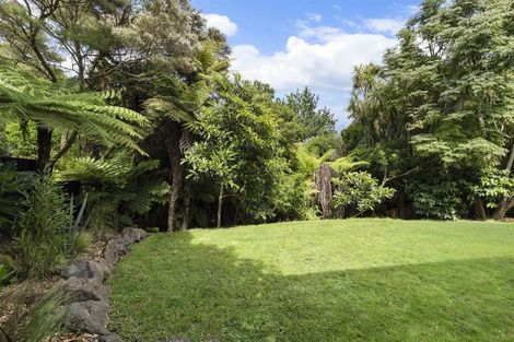 Photo of property in 52 Tiri Tiri Road, Birkdale, Auckland, 0626