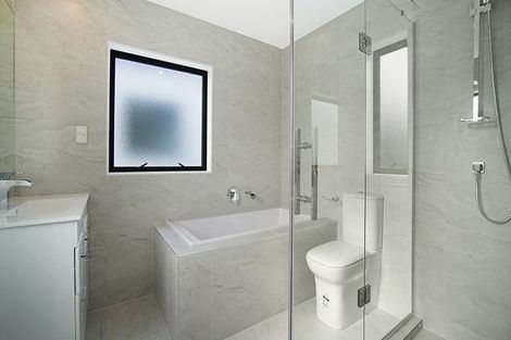 Photo of property in 110 Bellbird Street, Papakura, 2110