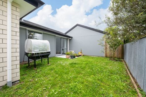 Photo of property in 35e Ross Crescent, Fairfield, Hamilton, 3214