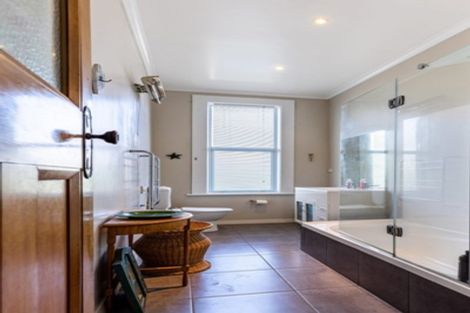 Photo of property in 32 Edward Street, Richmond, 7020