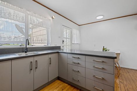 Photo of property in 1 Roosevelt Road, Western Heights, Rotorua, 3015