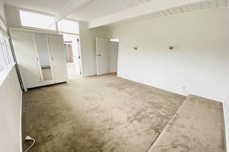 Photo of property in 156 Bleakhouse Road, Mellons Bay, Auckland, 2014