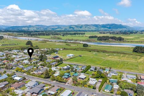 Photo of property in 22 Kiharoa Street, Otaki Beach, Otaki, 5512