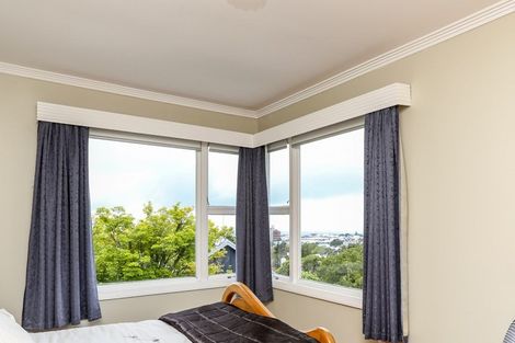 Photo of property in 100 Gover Street, New Plymouth, 4310