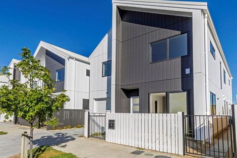 Photo of property in 5 Green Bamboo Road, Hobsonville, Auckland, 0616