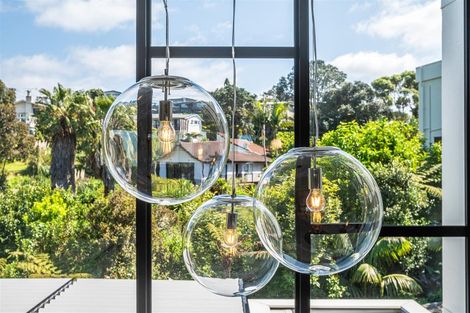 Photo of property in 2a Peter Terrace, Castor Bay, Auckland, 0620