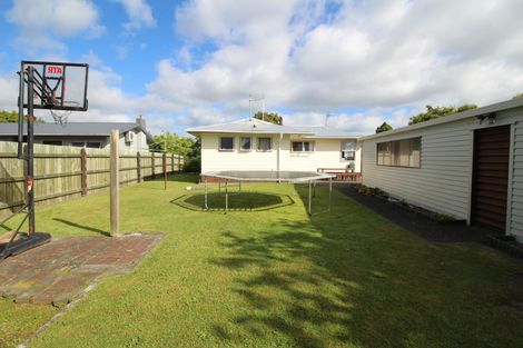 Photo of property in 15 Chaucer Place, Owhata, Rotorua, 3010