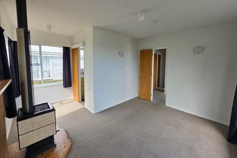 Photo of property in 44 Manuka Street, Otaki Beach, Otaki, 5512
