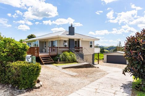 Photo of property in 46 Gorge Road, Maungaturoto, 0520