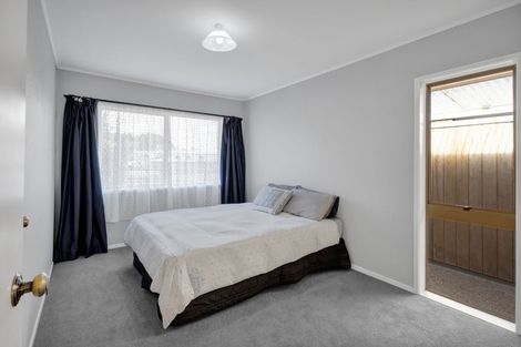 Photo of property in 87 Heta Road, Highlands Park, New Plymouth, 4312