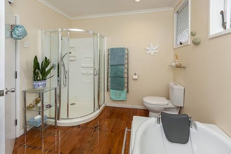 Photo of property in 209 Main Road North, Otaihanga, Paraparaumu, 5036