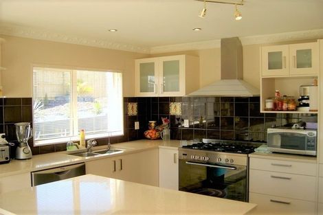 Photo of property in 84 Killybegs Drive, Pinehill, Auckland, 0632