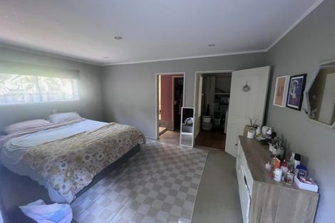 Photo of property in 6 Deodar Place, Totara Heights, Auckland, 2105