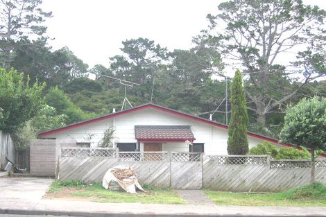 Photo of property in 124 Spinella Drive, Bayview, Auckland, 0629