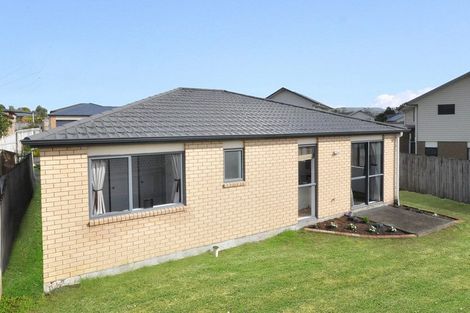 Photo of property in 56 Woodbank Drive, Glen Eden, Auckland, 0602