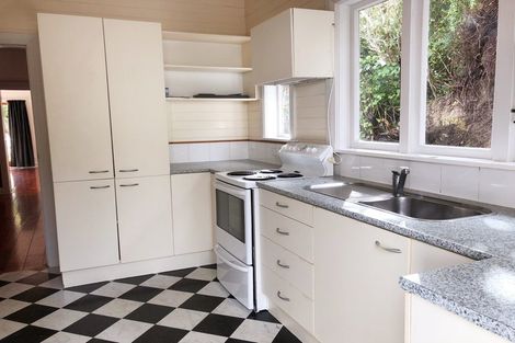 Photo of property in 75 Chamberlain Road, Karori, Wellington, 6012