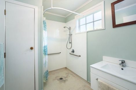 Photo of property in 24 Waite Street, Featherston, 5710