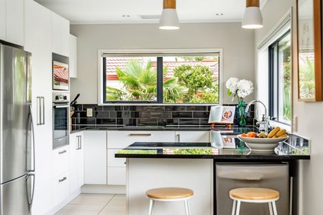 Photo of property in 1/4a Harley Road, Hauraki, Auckland, 0622