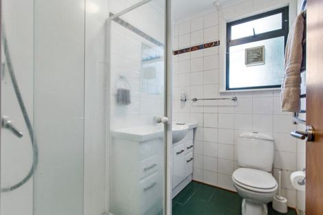 Photo of property in 2/27 Simkin Avenue, St Johns, Auckland, 1072