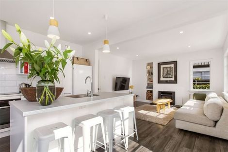 Photo of property in 52 Paparoa Street, Papanui, Christchurch, 8053