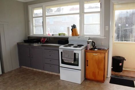 Photo of property in 3 Waldron Crescent, Green Island, Dunedin, 9018