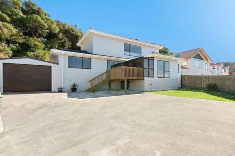 Photo of property in 41 Wye Street, Island Bay, Wellington, 6023